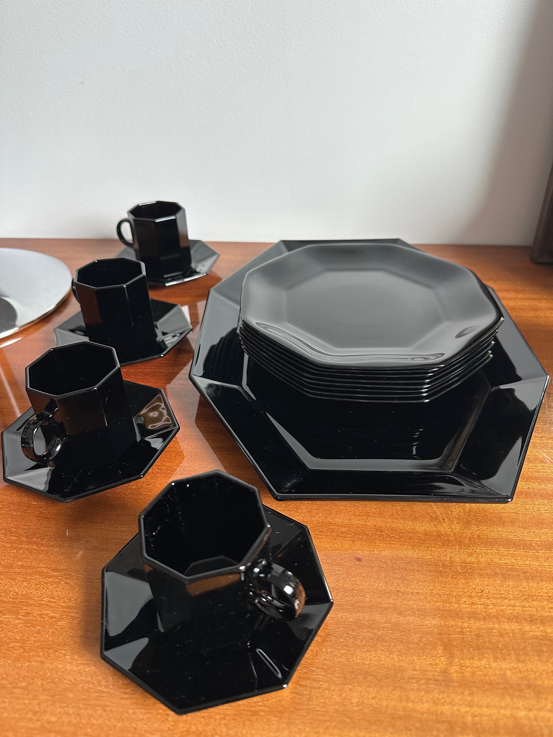 Service Arcoroc noir vintage