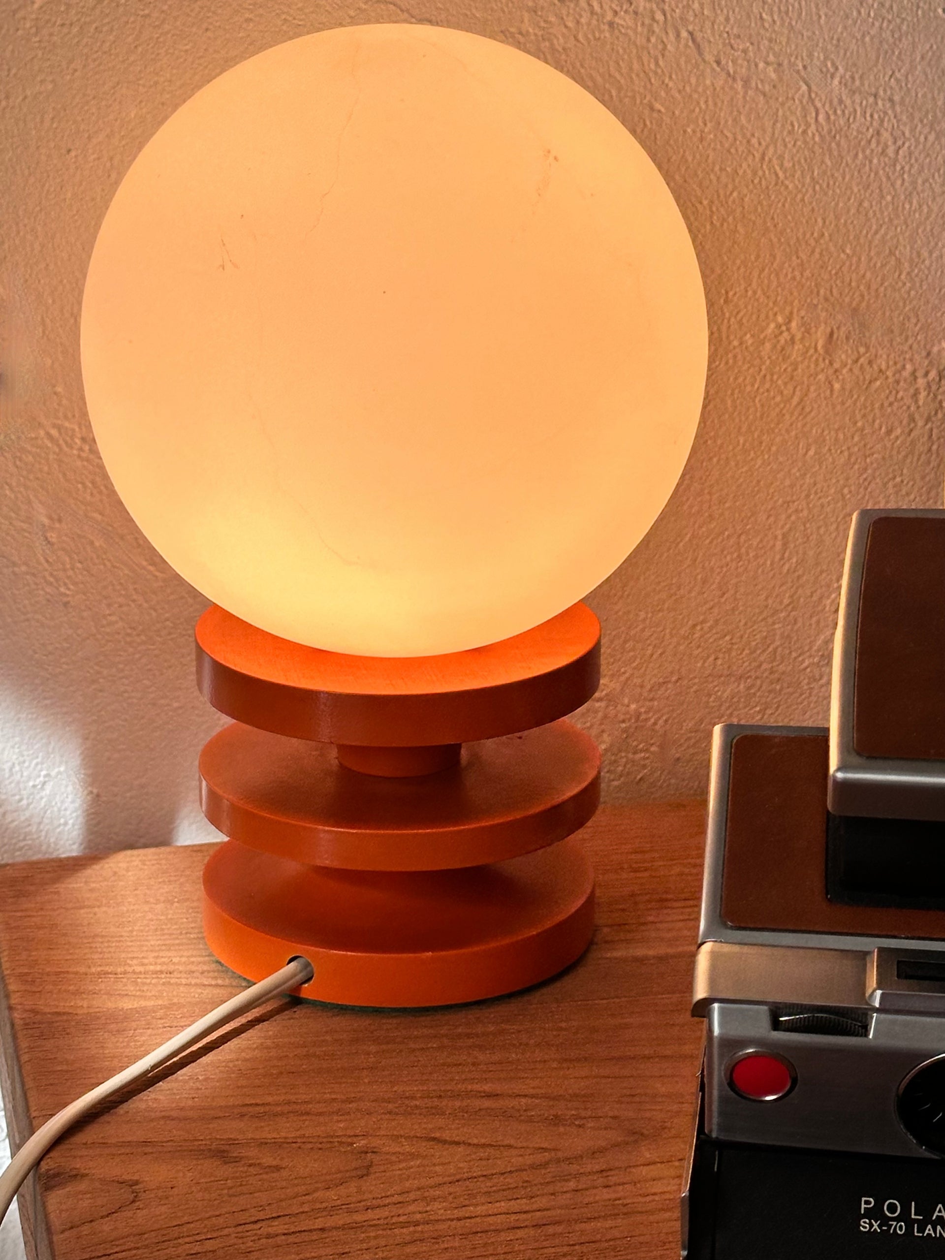 Lampe orange vintage