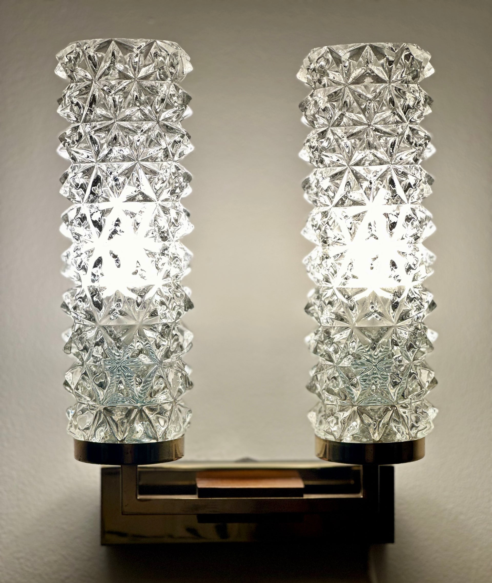 Applique scandinave vintage en verre ciselé