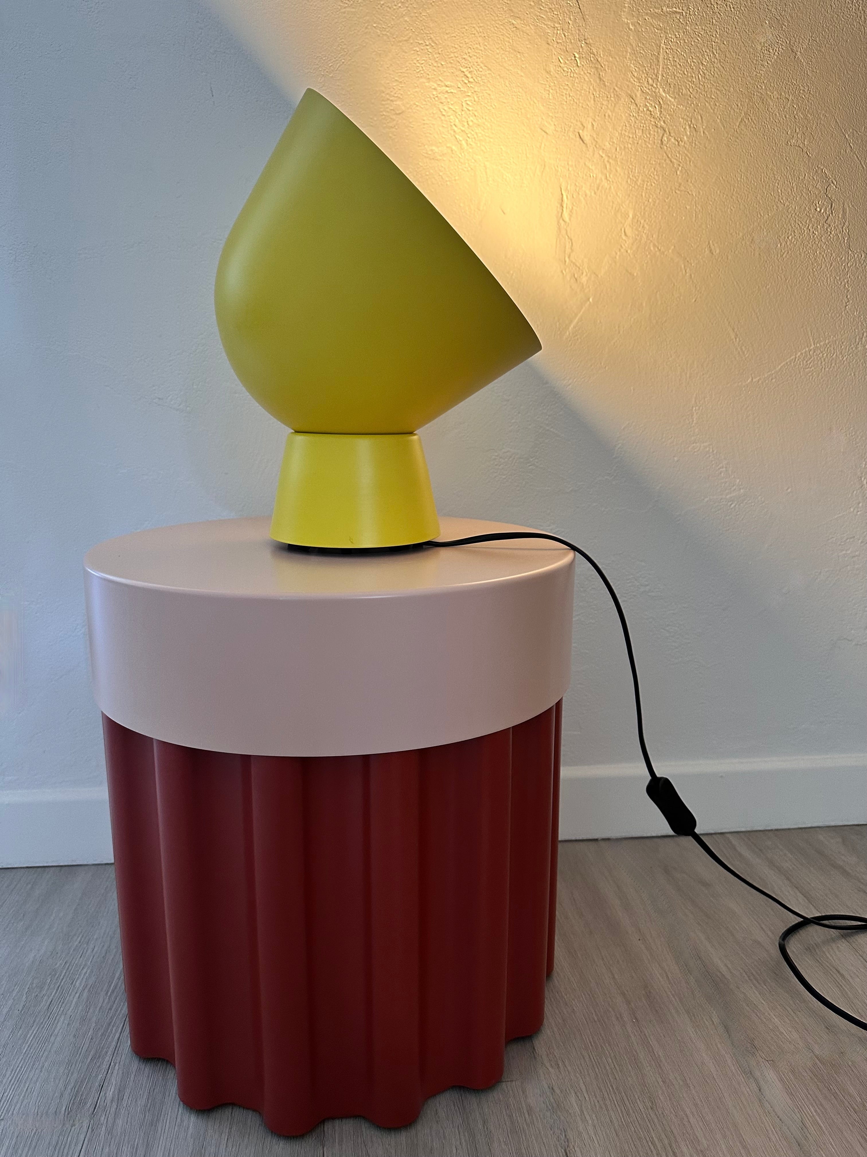 Lampe PS 2017 jaune Ikéa Design by Ola Wihlborg | Sixty Vinty