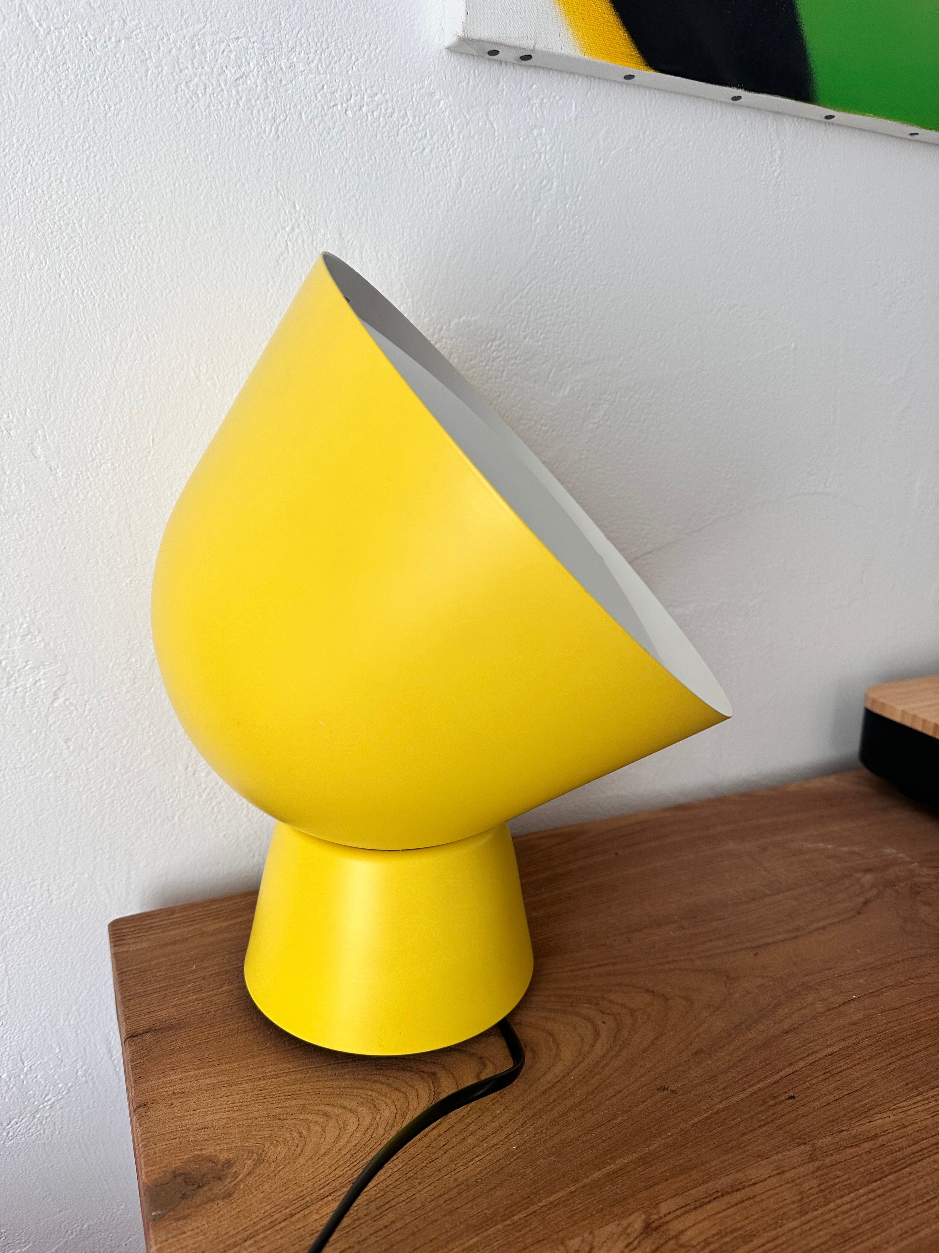 Lampe PS 2017 jaune Ikéa Design by Ola Wihlborg | Sixty Vinty