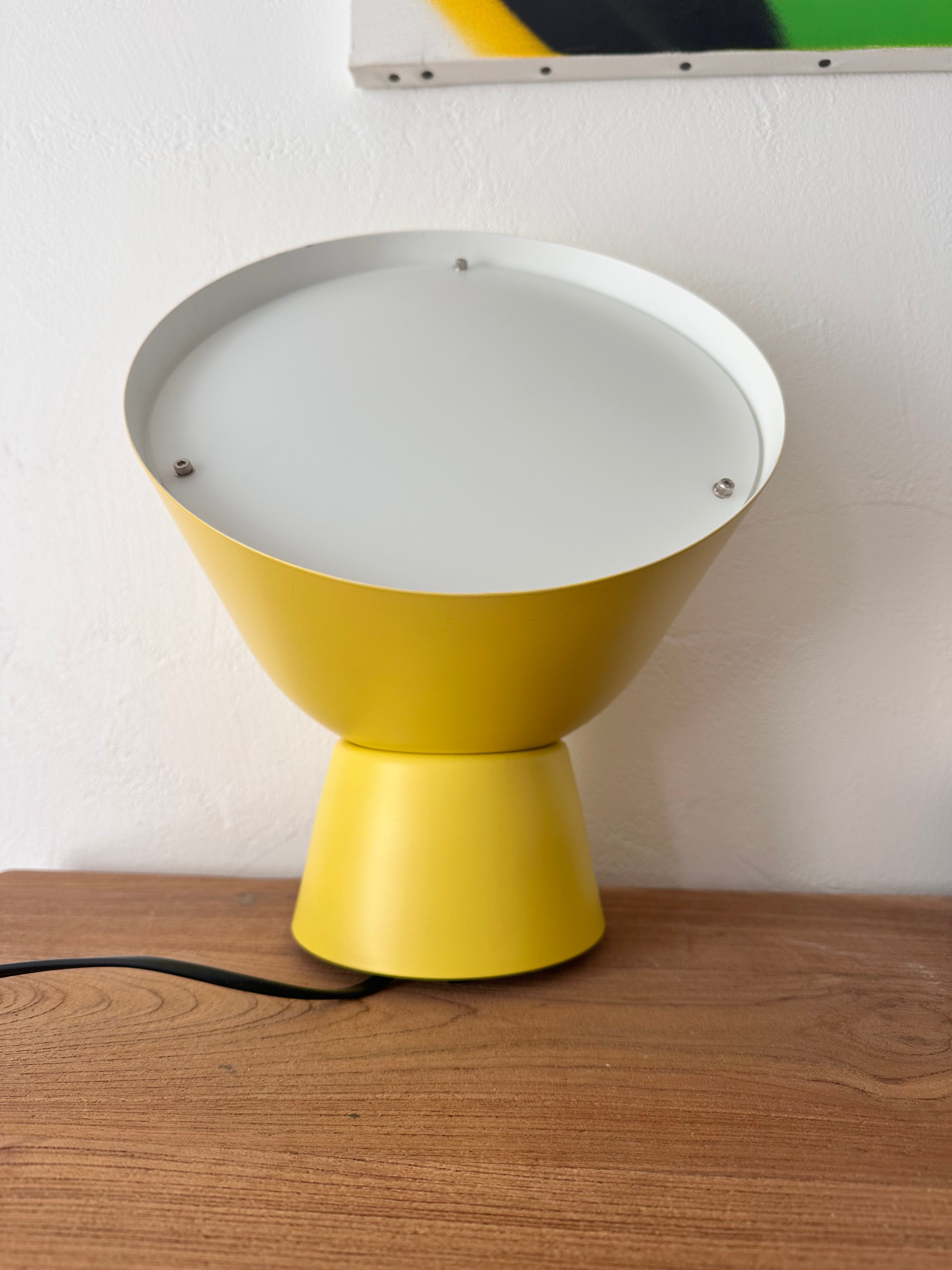 Lampe PS 2017 jaune Ikéa Design by Ola Wihlborg | Sixty Vinty