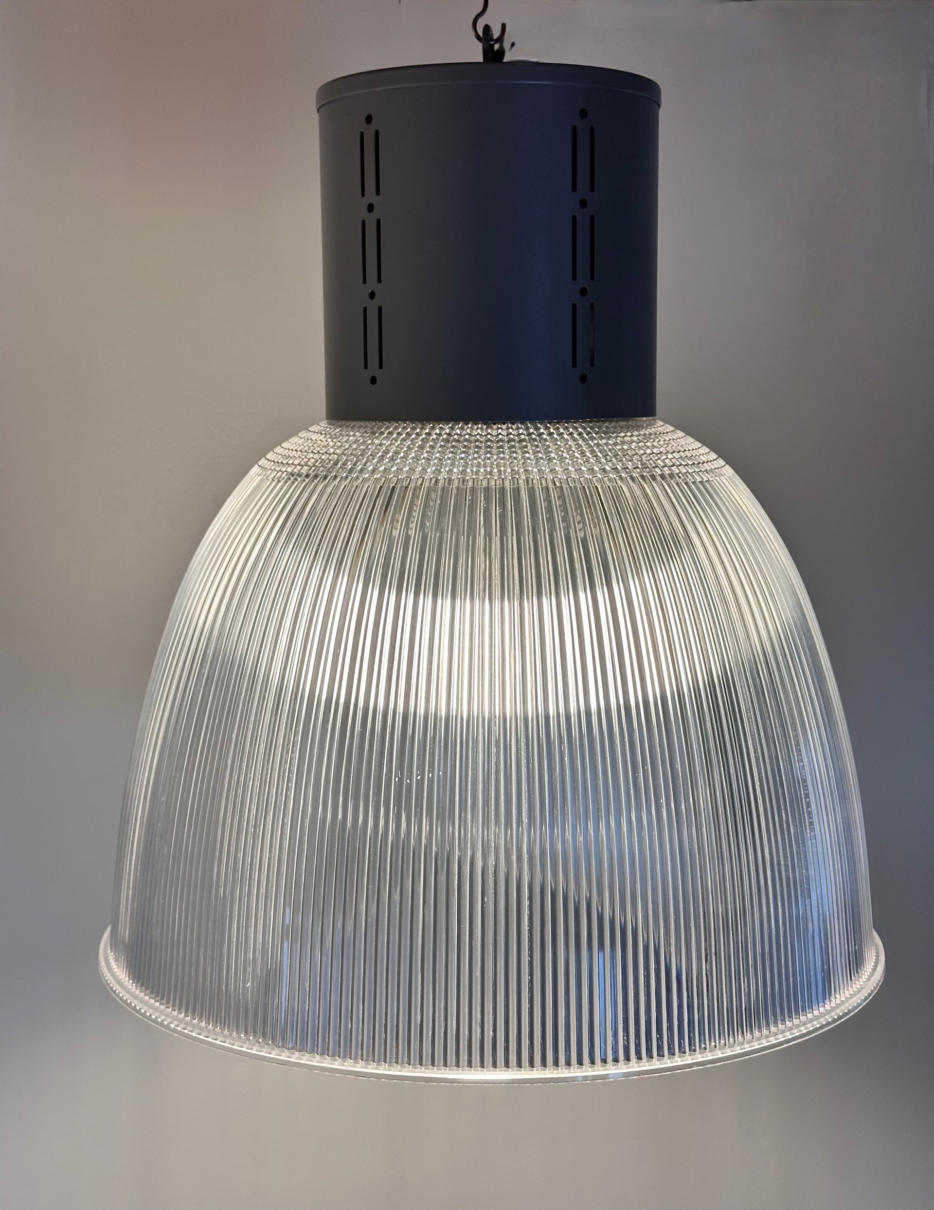 Lampe au style industriel années 2000