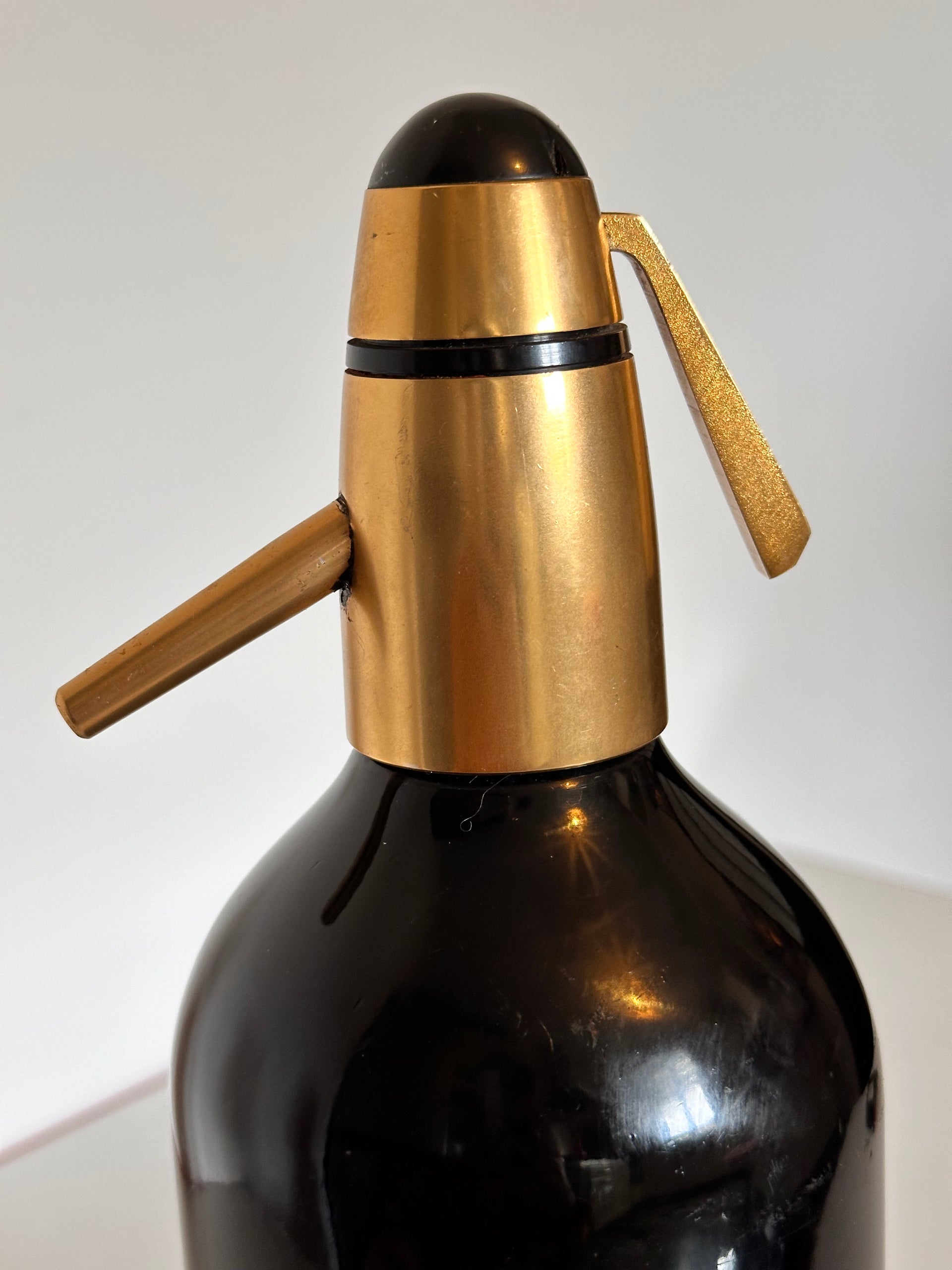 Siphon noir et doré