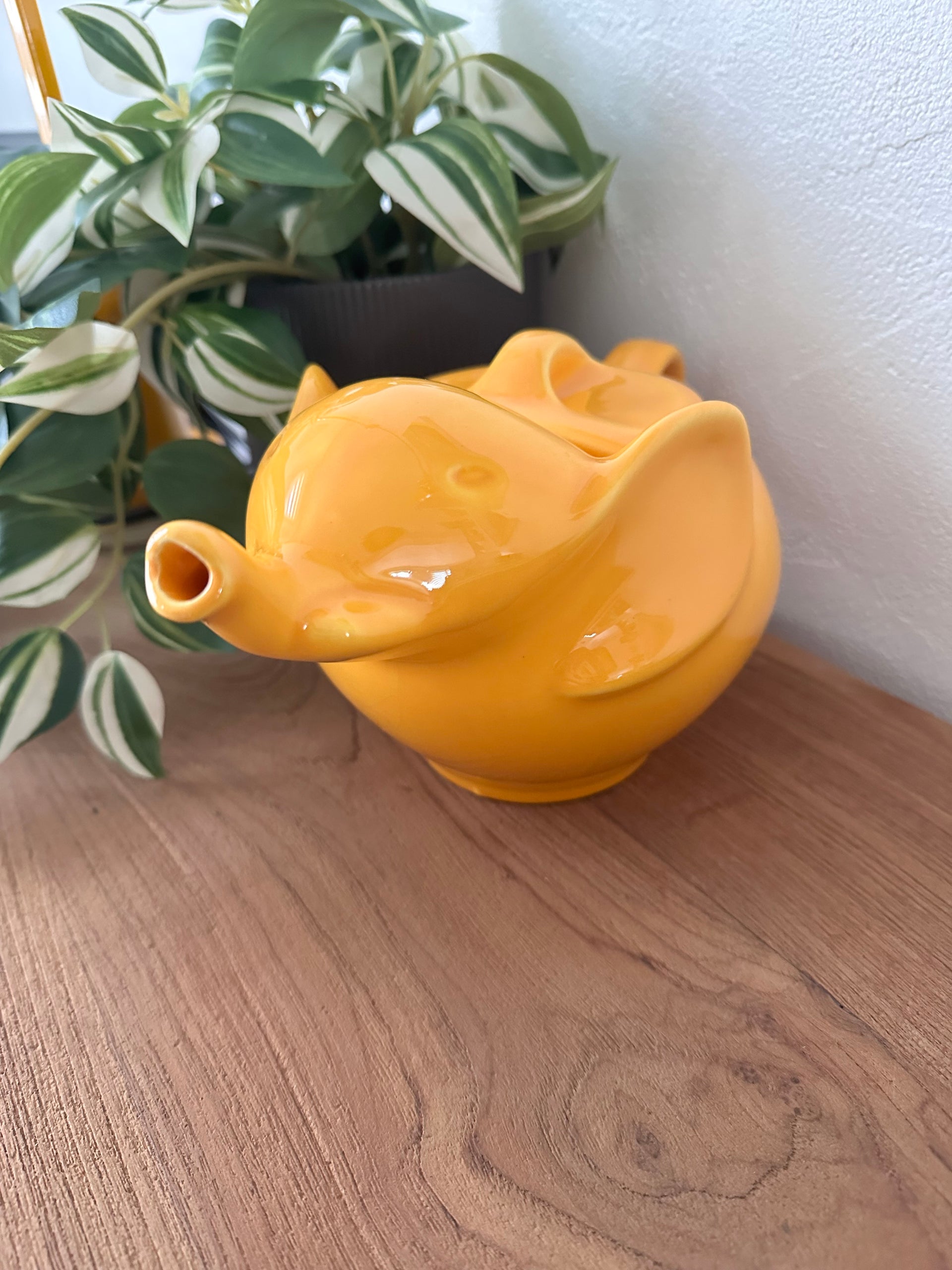 Théière vintage Eléphant Lipton