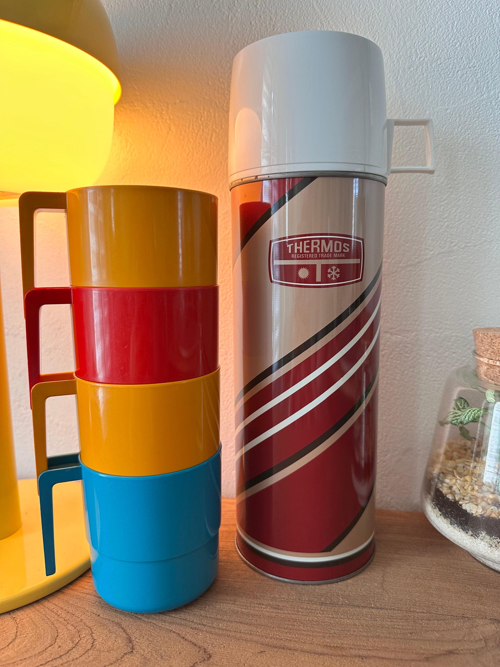 Thermos vintage années 70 Beige et Bordeaux