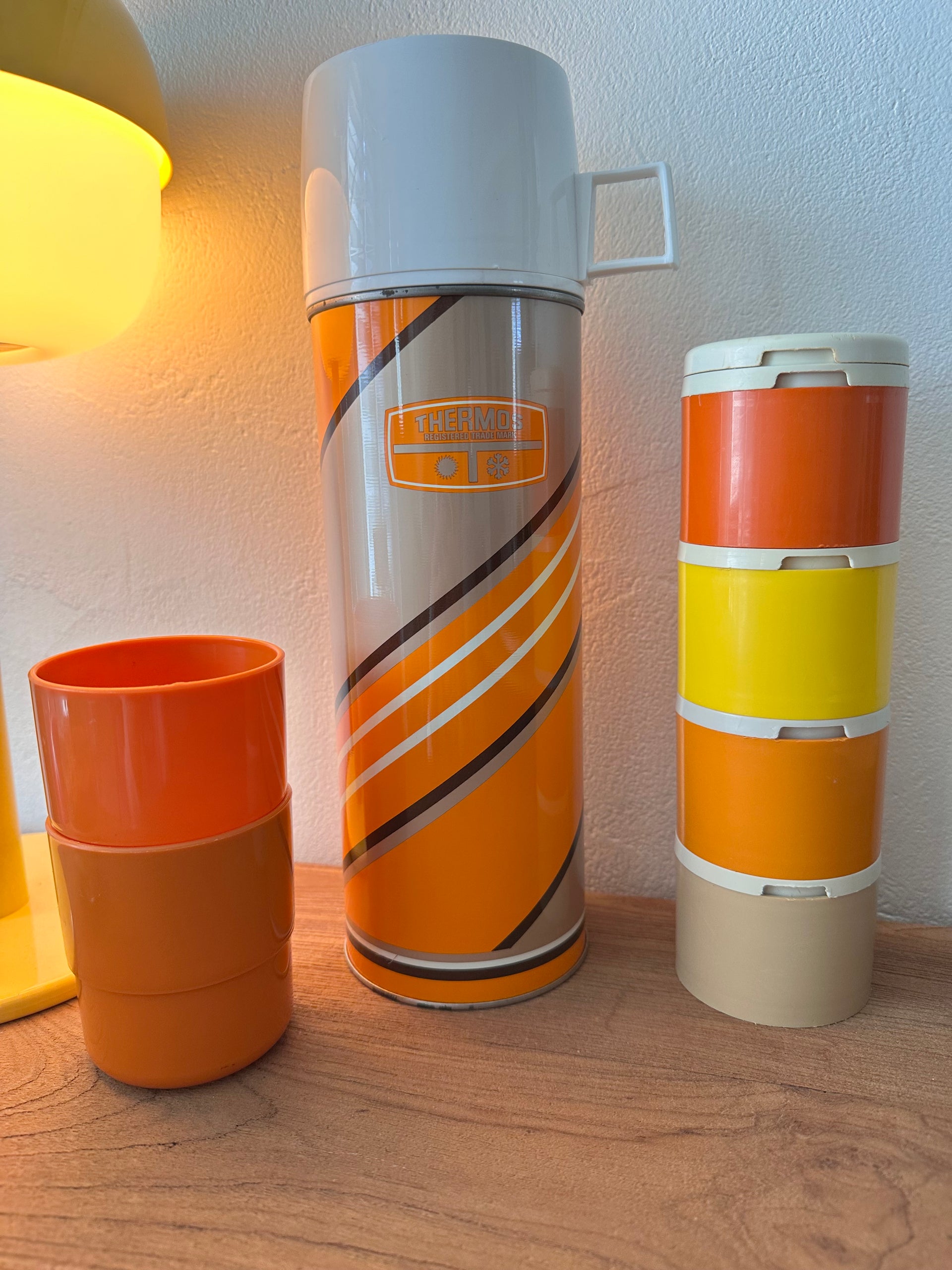 Thermos vintage années 70 Orange et Beige