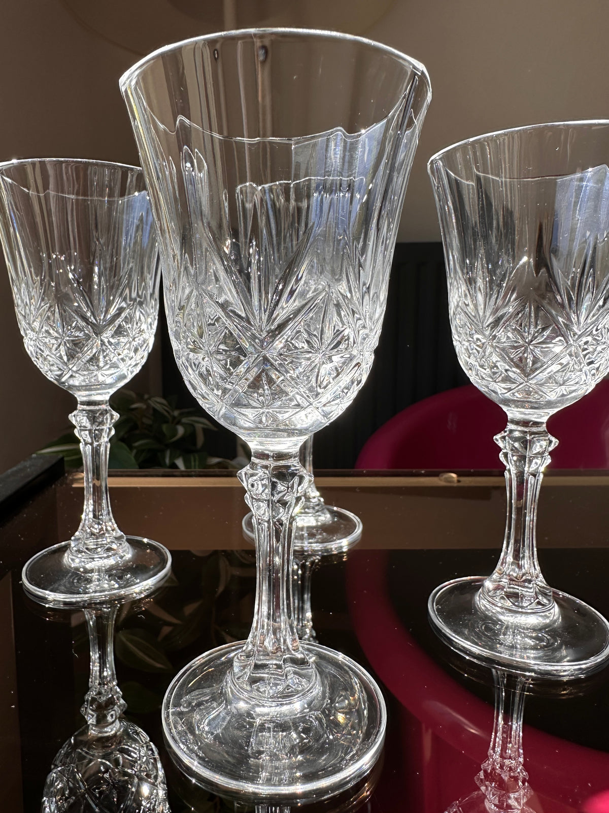 Verres à vin vintage Cristal d'Arques France années 80