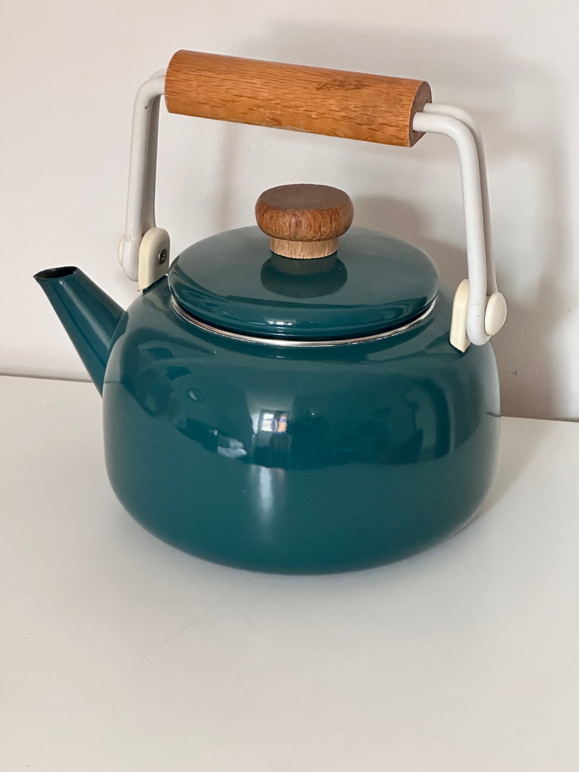Bouilloire rétro années 60