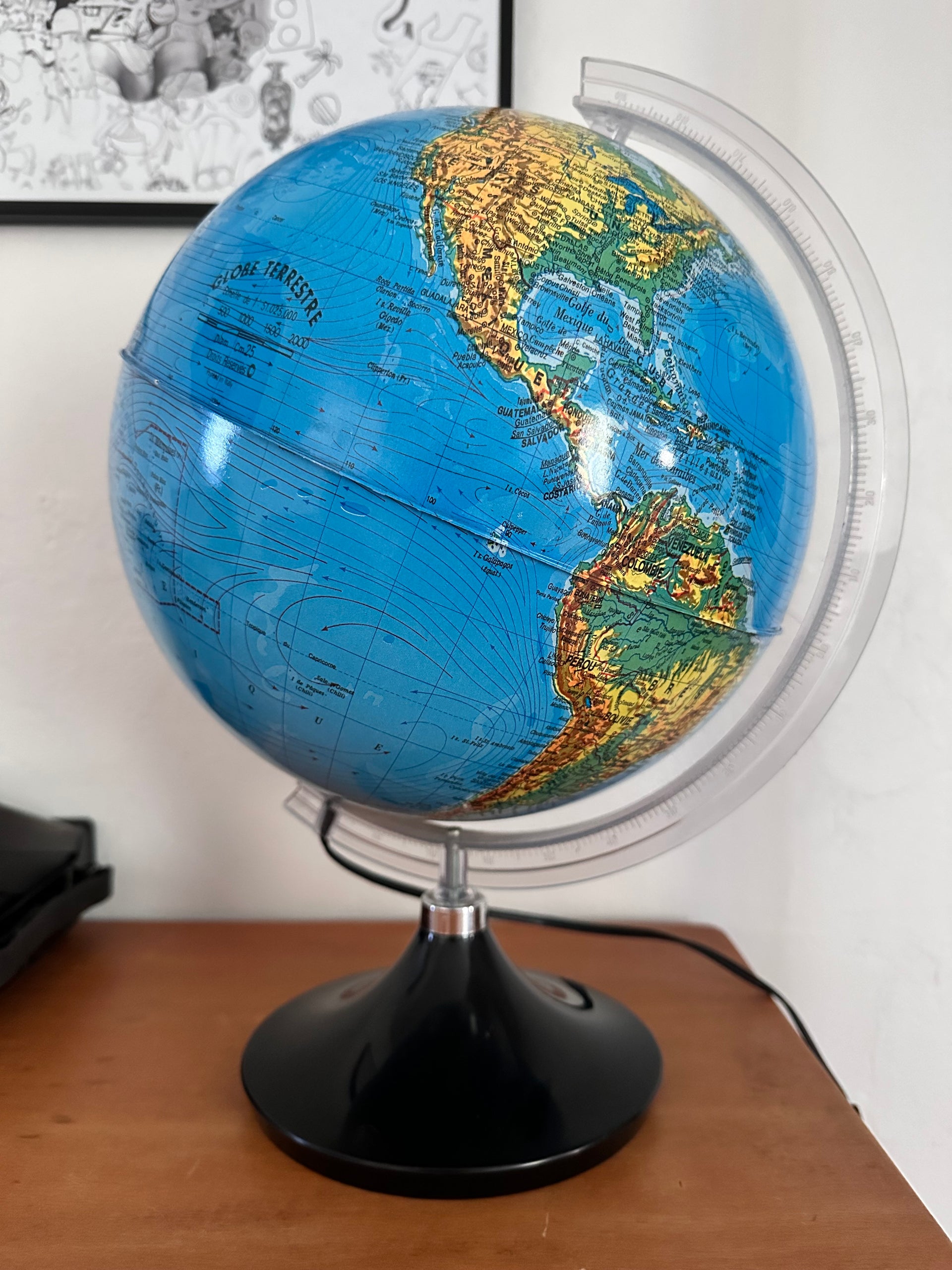Globe terrestre lumineux vintage années 80