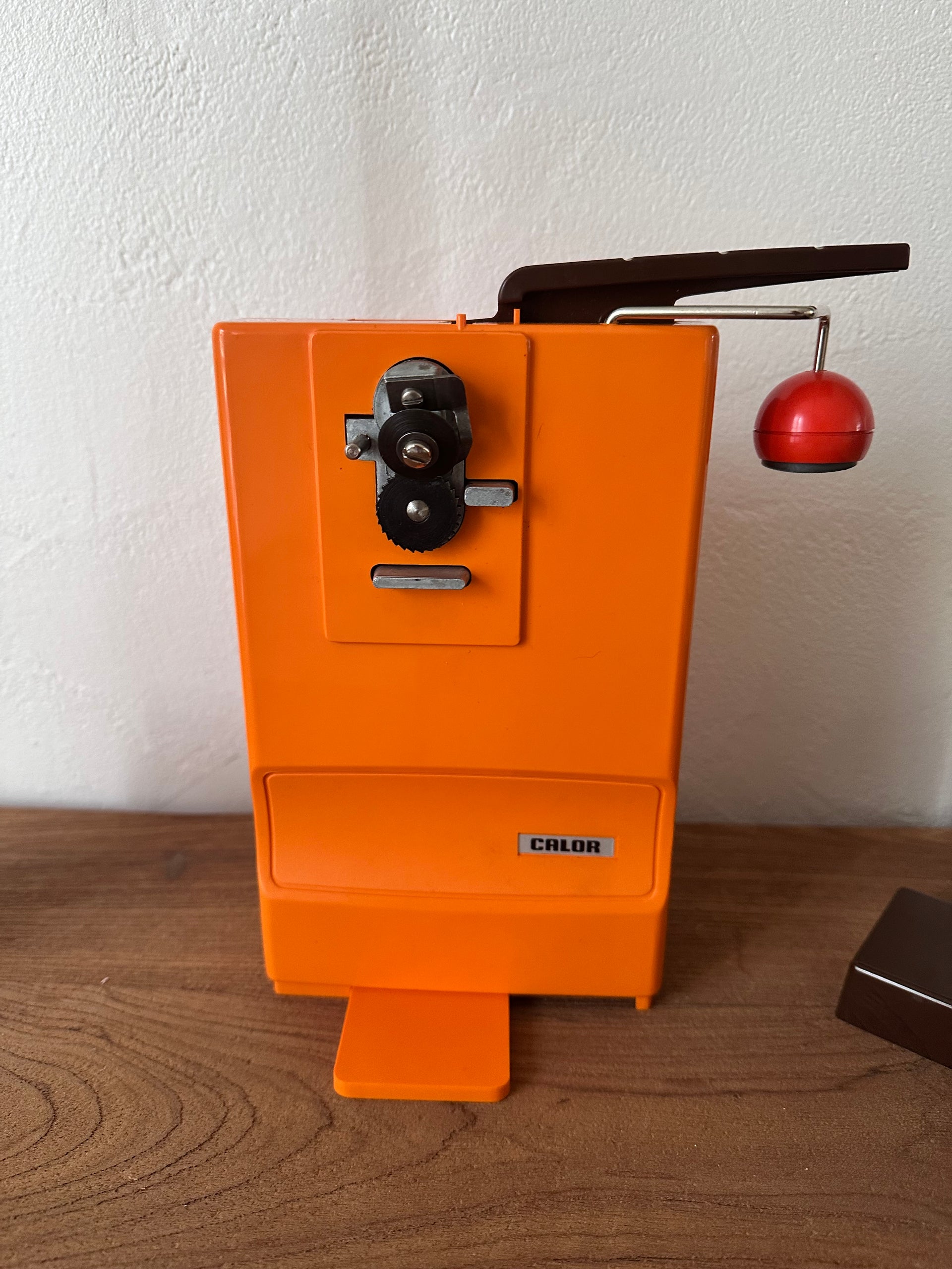 Ouvre-boîte vintage orange Calor